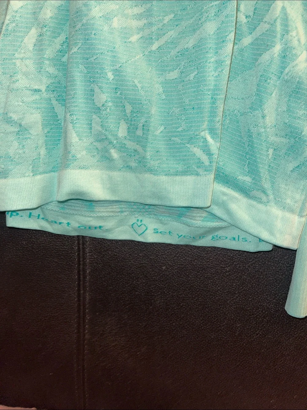 LULULEMON SEAWHEEZE SWIFTLY TECH LS CREW HEATHERED BALI BREEZE SIZE 6